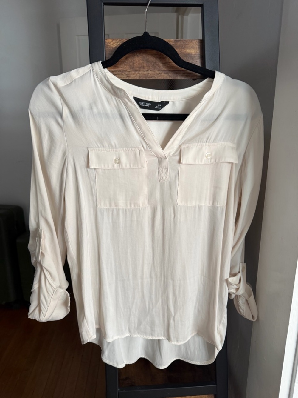 Simply Vera Wang Women’s Ivory Lightweight Blouse with Roll tab Sleeves